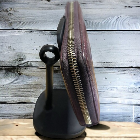 *GVY* YSL EUC Belle De Jour Zip Around Wallet Purple Textured Patent Calfskin - Picture 7 of 16